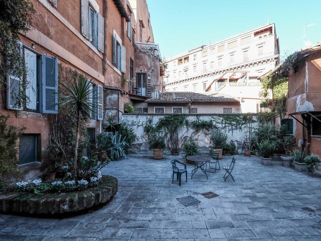 Ancient Trastevere Vespa Loft Roma Exterior foto